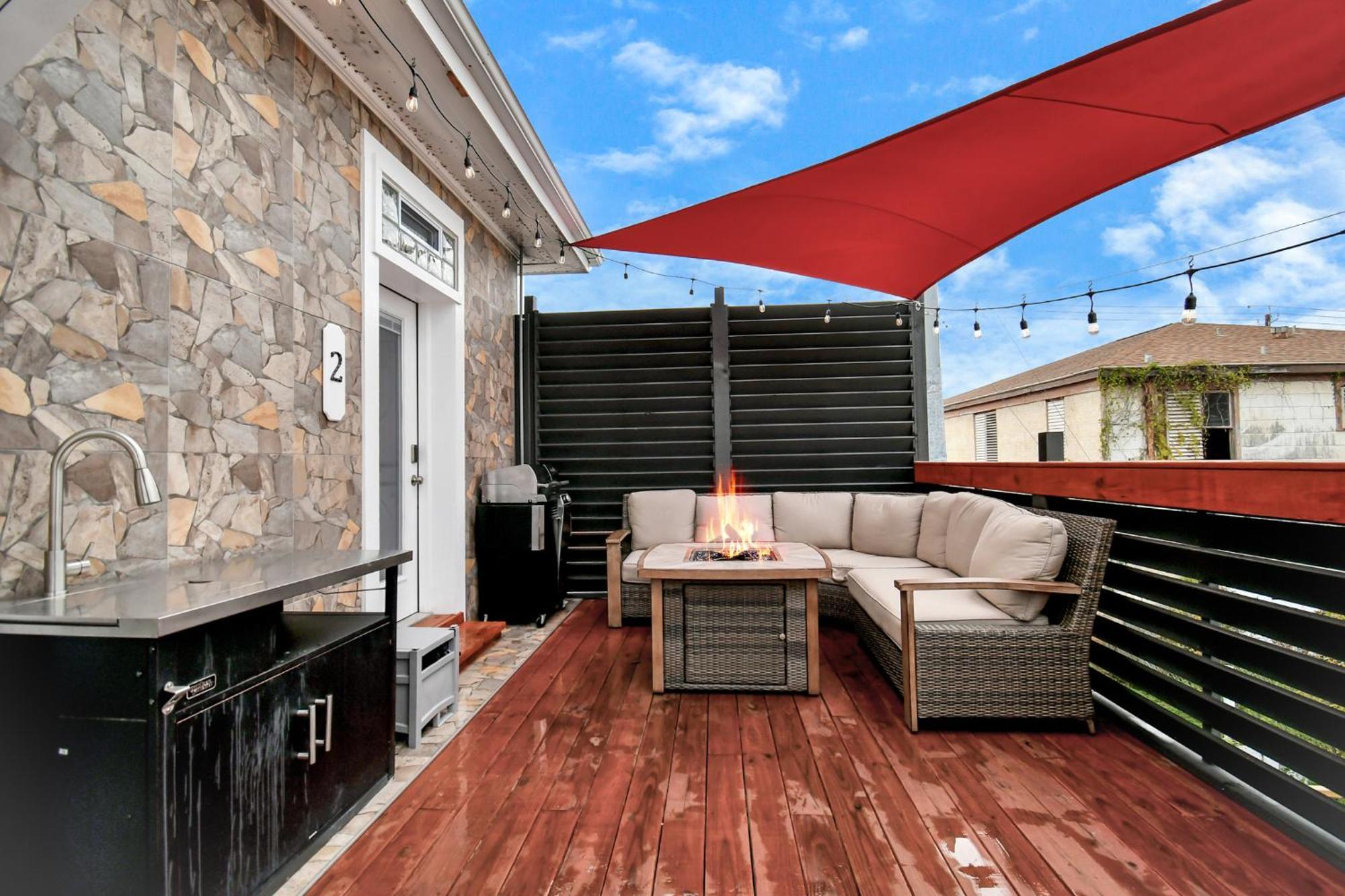Nautical Loft With Outdoor Kitchen & Beach Access Leilighet Galveston Eksteriør bilde