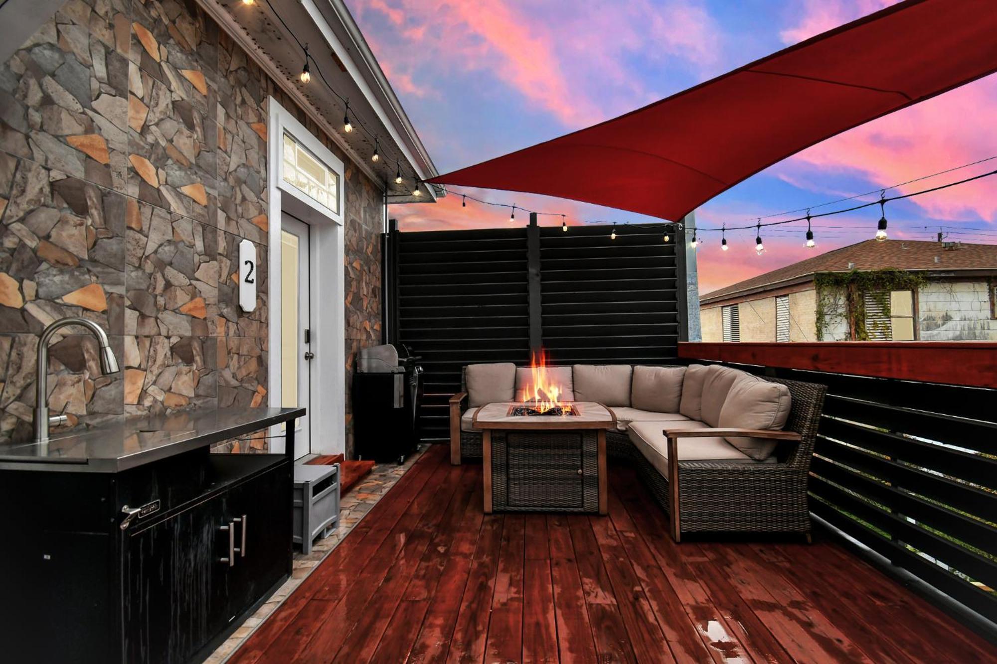 Nautical Loft With Outdoor Kitchen & Beach Access Leilighet Galveston Eksteriør bilde
